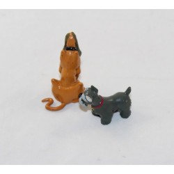 Lot of 2 figurines Beauty and the tramp DISNEY dog Jock and Caesar pvc