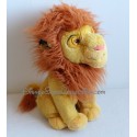 Peluche lion Simba DISNEYLAND Le Roi Lion adulte 34 cm