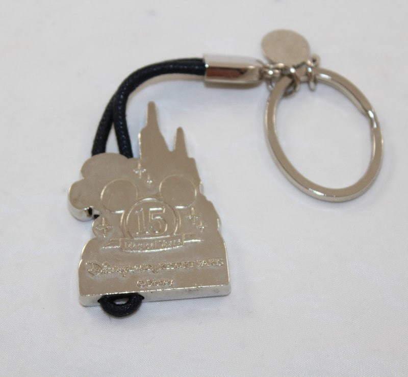 Visiter la boutique DisneyDisney Classic Mickey 2D Porte-clés en étain Multicolore 2,5 cm 