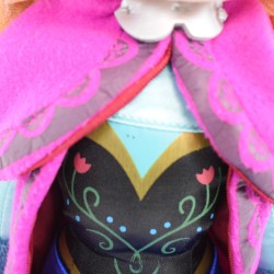 Muñeca de felpa Anna DISNEYPARKS la reina de la nieve congelada Disney 52 cm 