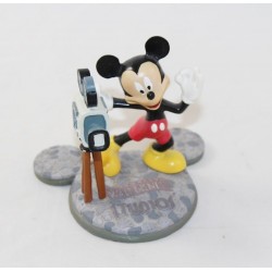 Figura de resina Mickey...