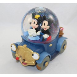 Snow musical globe car...