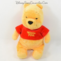 Peluche Winnie l'ourson DISNEY NICOTOY jaune t-shirt rouge Winnie the Pooh 35 cm