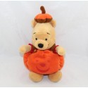 Peluche Winnie l'ourson DISNEY STORE déguisé en citrouille Halloween Disney 24 cm