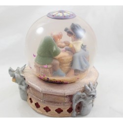 Snow globe musical Esmeralda Quasimodo DISNEY Le Bossu de Notre Dame Heaven's Light boule à neige 16 cm
