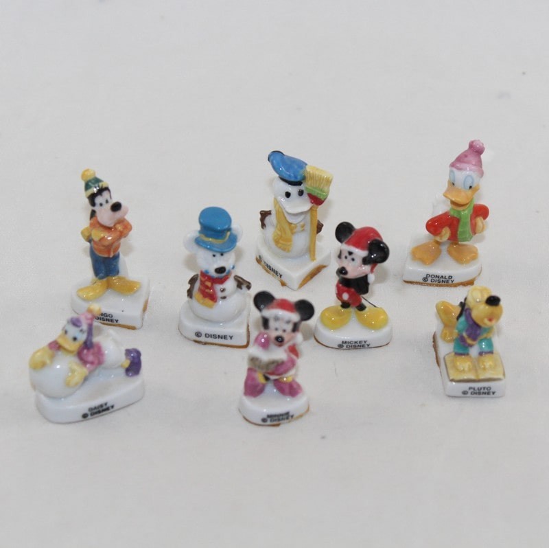 Set de fèves Mickey et ses amis DISNEY thème Noël 8 fèves céramique