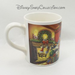 Mug Mickey et ses amis DISNEY Staffordshire Tableware scéne Noël sapin 10 cm