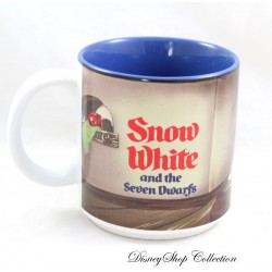 Mug scène Blanche neige et les sept nains DISNEY STORE Snow White and the seven Dwarfs