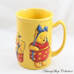Mug in relief Winnie the Pooh DISNEY STORE yellow cup gifts Christmas 3D ceramic