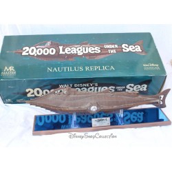 Barco Nautilus MASTER REPLICA Walt Disney Showcase Collection 20.000 leguas de viaje submarino