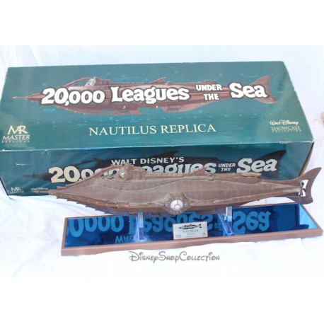 Barco Nautilus MASTER REPLICA Walt Disney Showcase Collection 20.000 leguas de viaje submarino