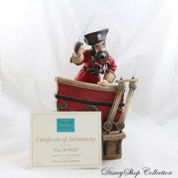 WDCC Figure Captain of the Wicked Wench DISNEY Pirates of the Caribbean Fire at Will ! statuette numbered 31 cm (R13)