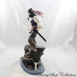 WDCC Jack Sparrow statuetta DISNEY Pirati dei Caraibi Cappa e spada Furfante 31 cm (R13)