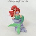 Figurine Ariel DISNEY BULLYLAND La petite Sirène assise sur rocher 9 cm