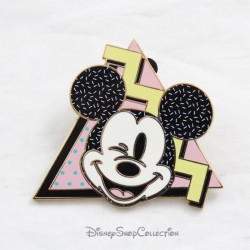 Pin Mickey de los recuerdos de DISNEY STORE