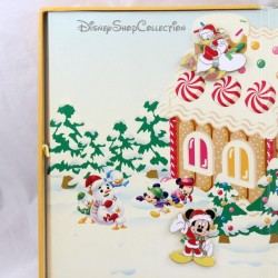 Set de pin's Mickey et ses amis DISNEY STORE Scène de Noel