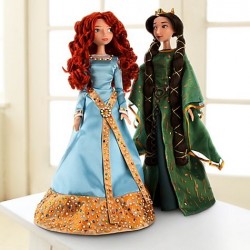 Merida & Queen Elinor DISNEY STORE Limited Edition rebel Queen limited doll