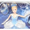 Cinderella DISNEY MATTEL Urlaub Prinzessin 2012 Cinderella Prinzessin Puppe