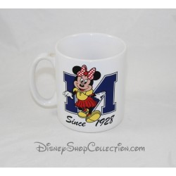 Mug Minnie DISNEYLAND PARIS tasse céramique lettre M since 1928 Disney