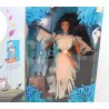 Muñeca Pocahontas DISNEY MATTEL pluma en la edición especial de viento